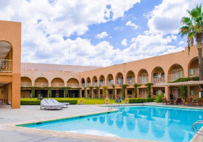 Hotel Santa Fe Camargo Bagian luar foto