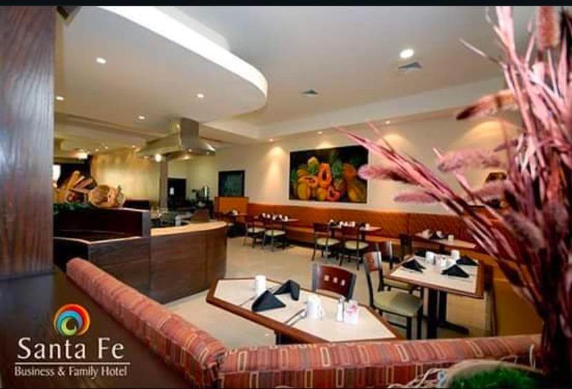 Hotel Santa Fe Camargo Bagian luar foto