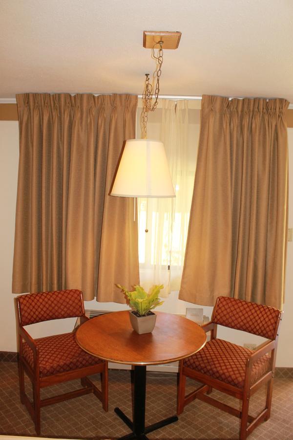 Hotel Santa Fe Camargo Bagian luar foto